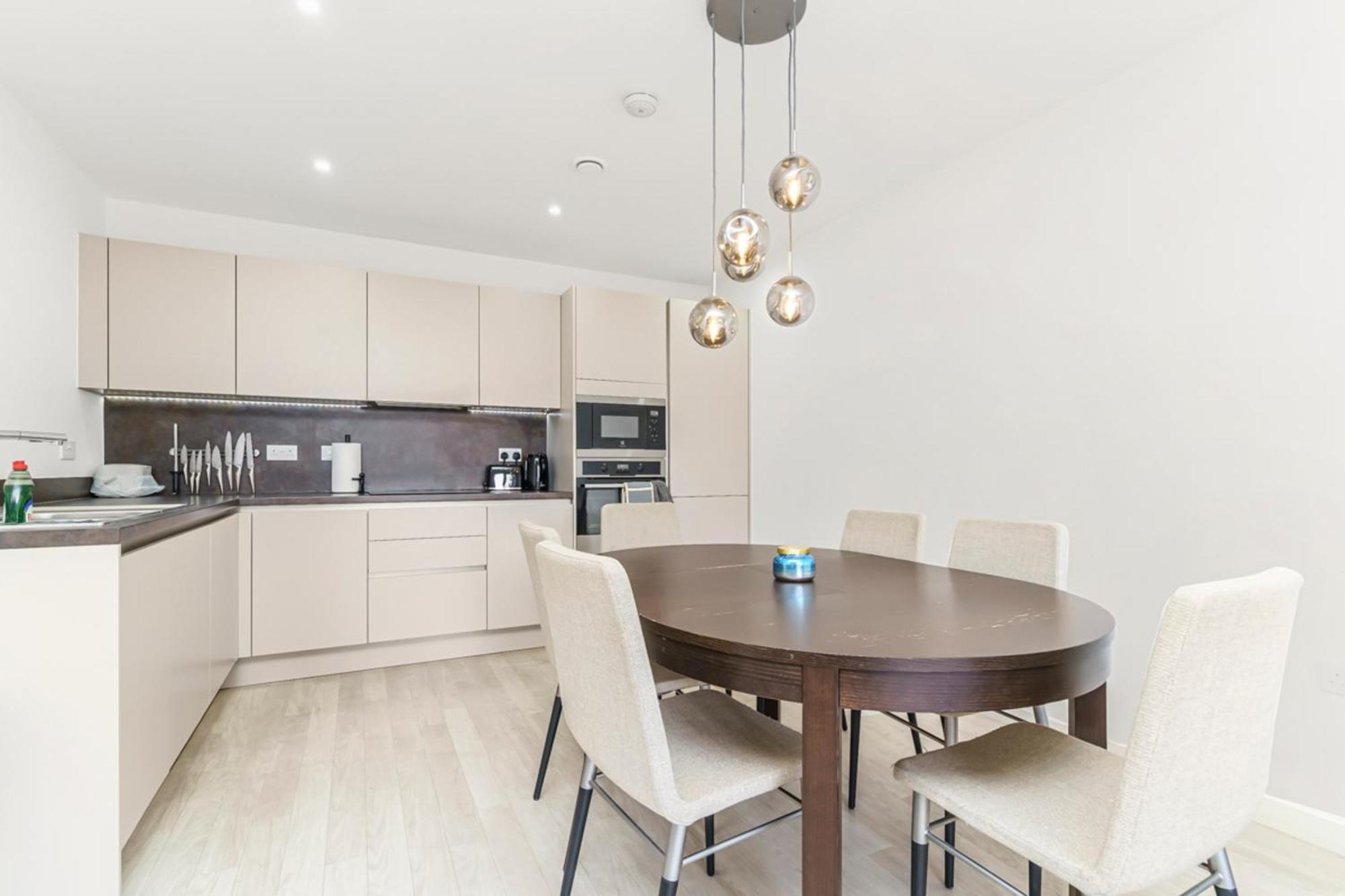 Stylish Surrey Quays Apartment - 10 Mins From Station Londra Dış mekan fotoğraf