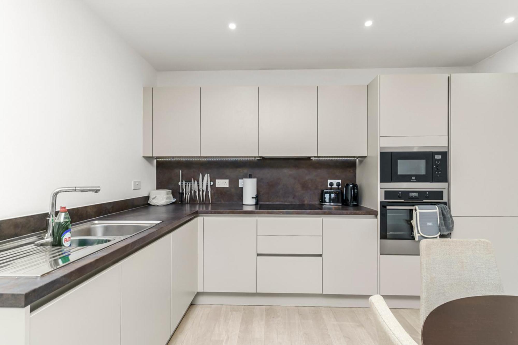 Stylish Surrey Quays Apartment - 10 Mins From Station Londra Dış mekan fotoğraf